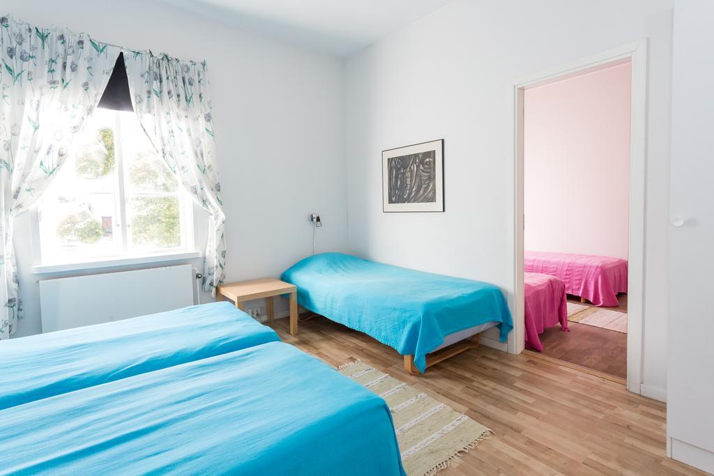 Brukshotellet Roma B&B Romakloster Buitenkant foto